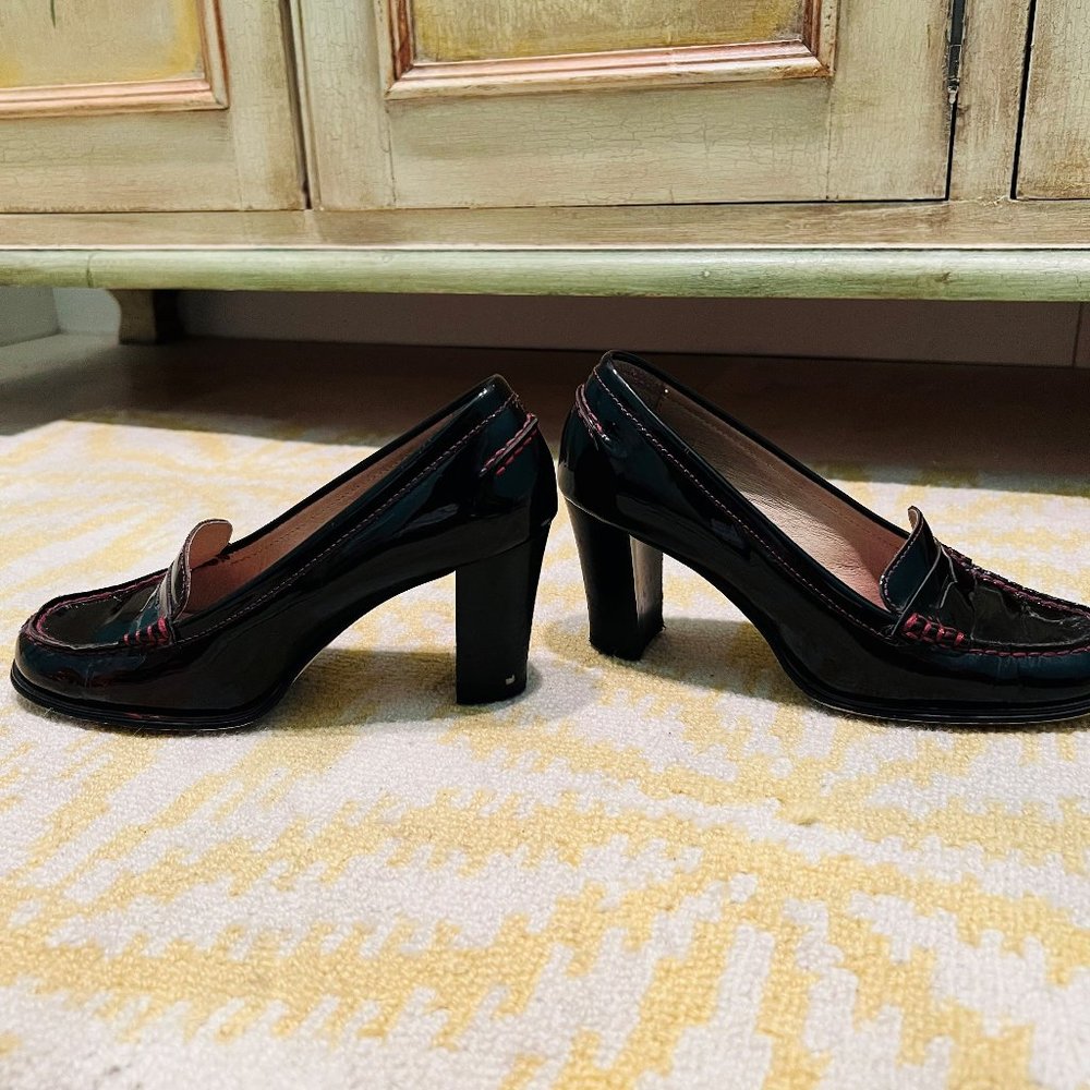 Michael Kors size 6.5 high heeled oxblood loafer